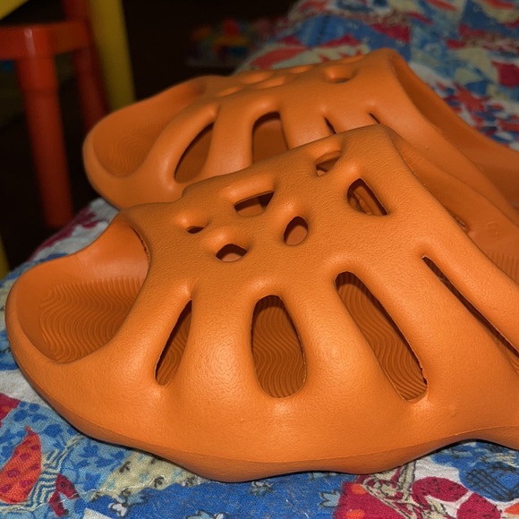 EVA Foam 450 Slide Caged Unbranded Sandals New Rust Burnt Orange - Picture 6 of 17